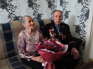 90-летний юбилей празднует Мирон Васильевич Попов